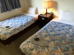 Orange Hotel - Image 3