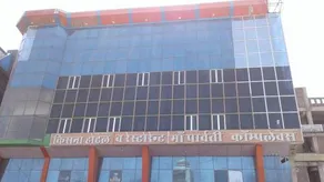 Krishna Hotel & Restaurant - Image 1