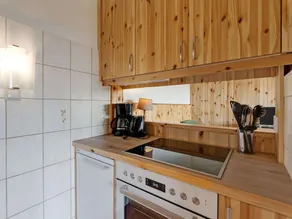 Cosy Holiday Home With Private Pool - Image 3