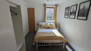 Greenhithe Flat-kent- 20 Mins to London-petsok - Image 2