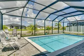 New Build Contemporary Luxury 3 Bed Home w/ Pool on Canal - Image 3