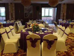 Cen Yang Hotel - Image 3