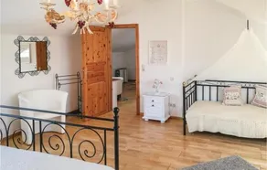 2 bedroom accommodation in Ense - Image 5