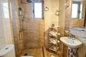 Theoni's Apartments - Image 2