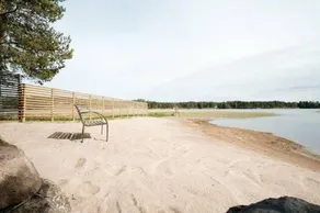 225m2 Luxurious Villa Large garden Sandy beach - Image 3