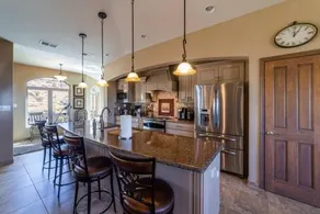 2 or 3 Bedroom Luxurious Mountain Home - Image 4