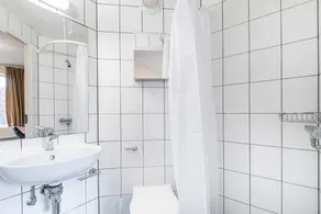 En Suite Rooms COLINDALE SK - Image 5
