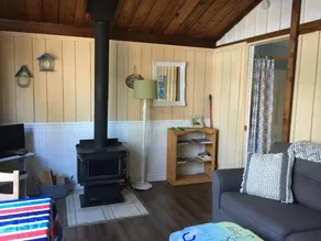 Maple Ridge Cottages - Image 4