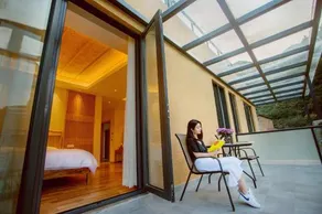 Cloud Alley Mountain Guest House - Image 2