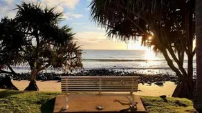 Bargara Oceanfront Luxury Grd Flr Apartment - Image 3
