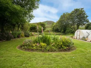 3-bed House in Clonmany With Panoramic Hillside Se - Image 4