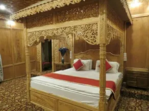 Sikandra Palace Group of Houseboats - Image 4