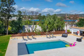 Luxury Villa With A Private Pool 10 Min Quinta Do Lago - Image 3