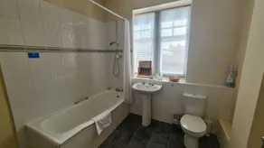 The Station Hotel - Image 5