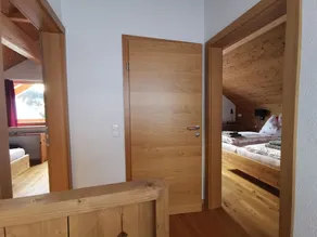 Premium chalet i Tauplitz med sauna og pool - Image 4