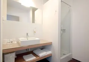 Corsendonk Viane Apartments - Image 2