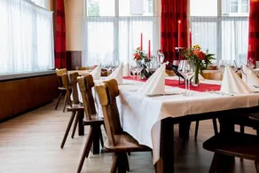 Hotel Du Pont - Image 2