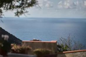 Casa Con Terrazza Vista Mare Isola D'elba - Image 2