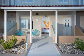 Marine Claire Studios & Apartments - Image 4
