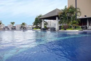 Grand Oriental Hotel - Image 4