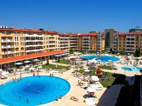 Royal Apartments Black Sea - Image 4