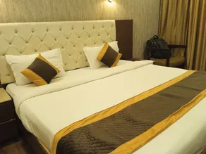 Hotel Adi - Image 5