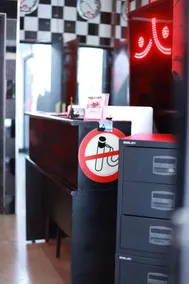 Jacobs Inn Hostel - Image 3