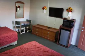 Royalinn & suites - Image 4