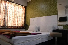 Ganesh Banquet Dining and Hotel - Image 5