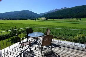 Luxurious Apartment Durnbrunn 4 with Terrace, Mountain View & Wi-Fi; Parking Available - Image 4