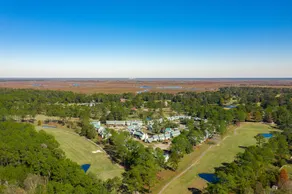 Crown Resorts at Hickory Hills - Image 3