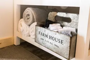 The Little Farmhouse at Oostema Farmstead - Image 1