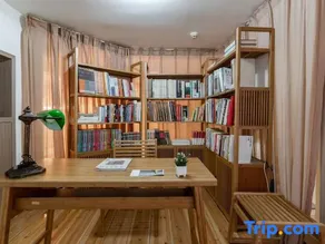 Elaine Savile Apartment (Guangzhou Zhujiang New Town Tancun Subway Station) - Image 2