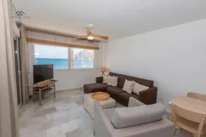 Deluxe apartment sea views La Herradura - Image 2