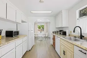 @ Marbella Lane - Modern Cabin-style 2BR Home - Image 5