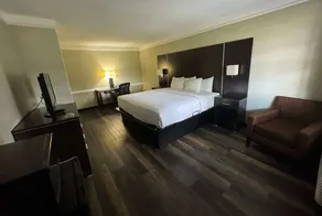 Travelodge by Wyndham Tuscaloosa - Image 2
