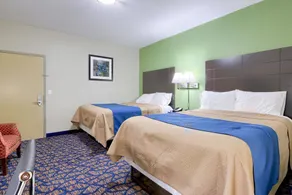 Rodeway Inn & Suites - Image 2