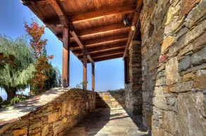Petrina House - Image 4