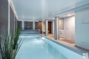 Westend Luxury Spa House - Image 2