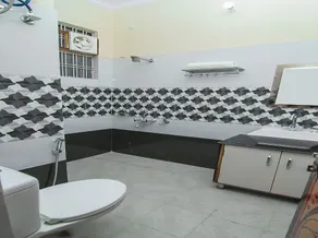 Hotel Surabhi Garden By OYO Rooms - Image 4