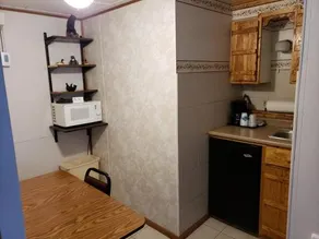 Lake Motel - Image 2