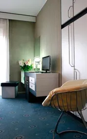 Hotel Antares Arona - Image 4