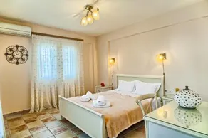 Avli Rooms - Image 3