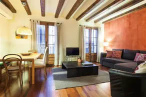 Friendly Rentals Manel - Image 5