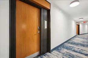 National at Rosslyn Towers - Image 3
