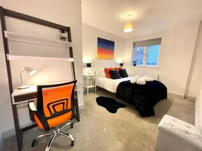 New Stylish Cosy and Bright Apartment - Fantastic Location - Image 4