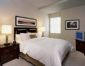 Oakwood At The Tides - Image 3