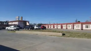 Luxury Inn - Image 4