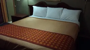 Happy Journey Motel - Image 5