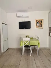 Apartment Bart - Image 3